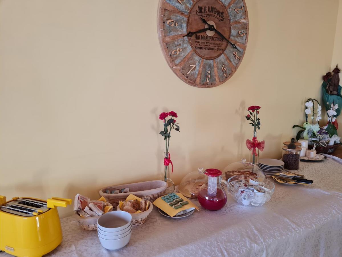 Chalet Chapeau Rar Castel Condino 外观 照片